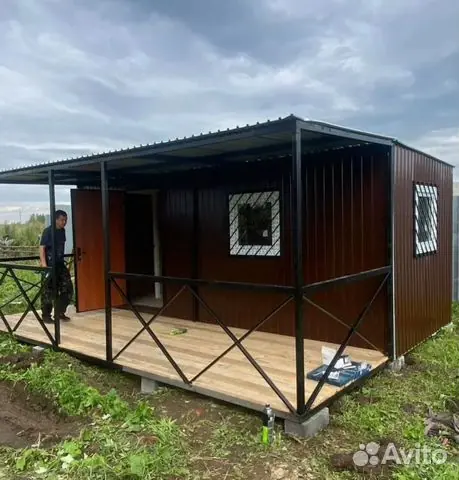 Дачный садовый домик бытовка хозблок
