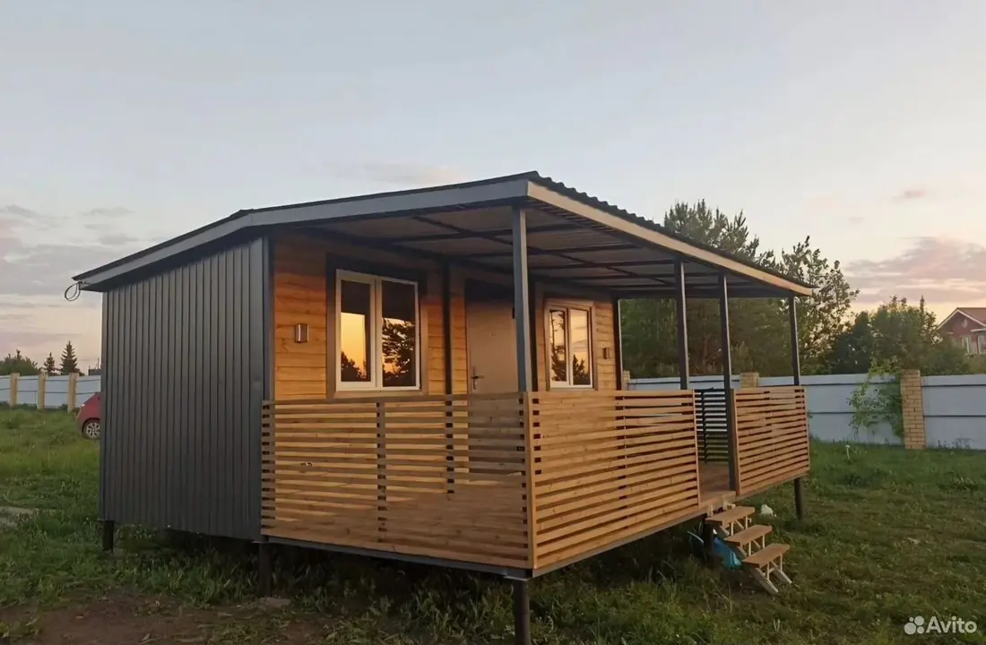 Домик с террасой и электрикой за 1 день